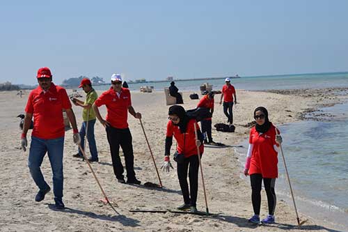 Batelco Beach Cleaning Campaign Batelco Bahrain Telecommunication